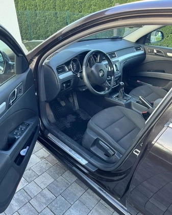 Skoda Superb cena 24000 przebieg: 438570, rok produkcji 2014 z Iława małe 154